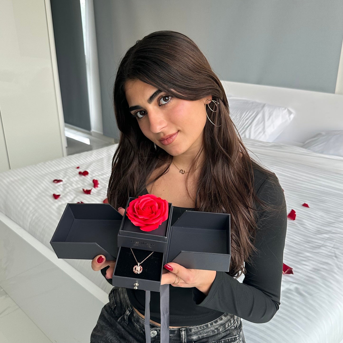 100 "I Love You" Necklace Box