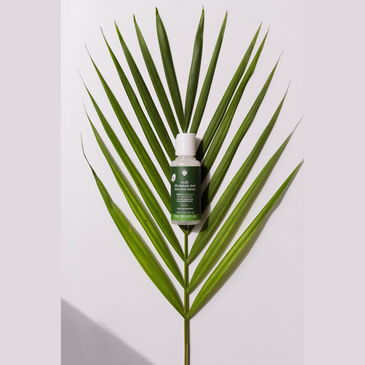The Aloelab Skin-Calm Aloe Anti Acne Serum