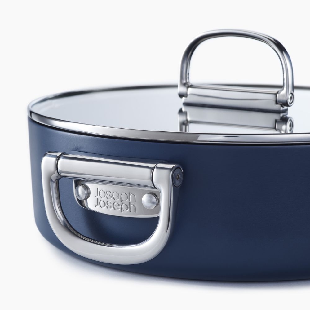 Space Non-Stick Casserole Dish with Lid - Medaid International