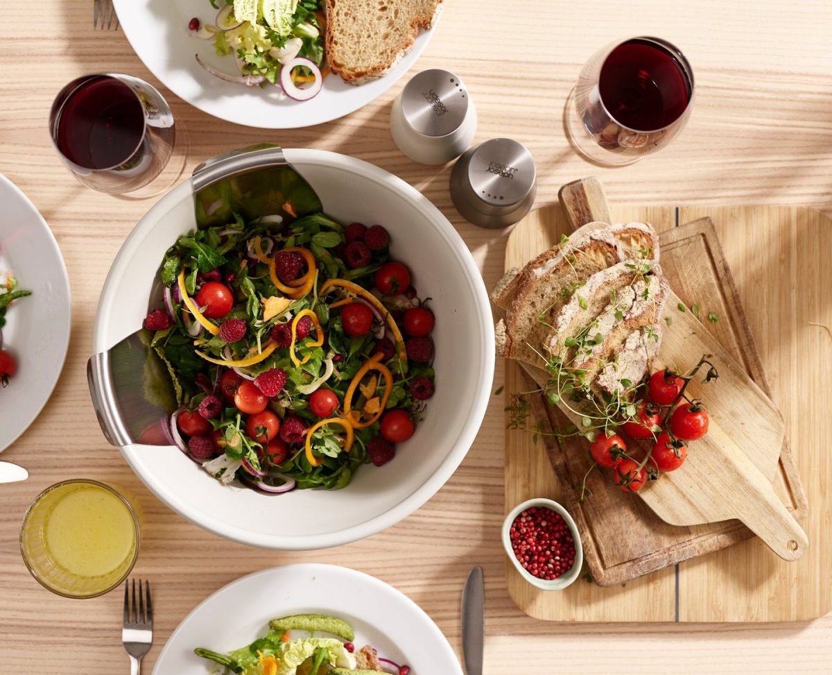 Joseph Joseph Uno™ Salad Bowl & Servers Set