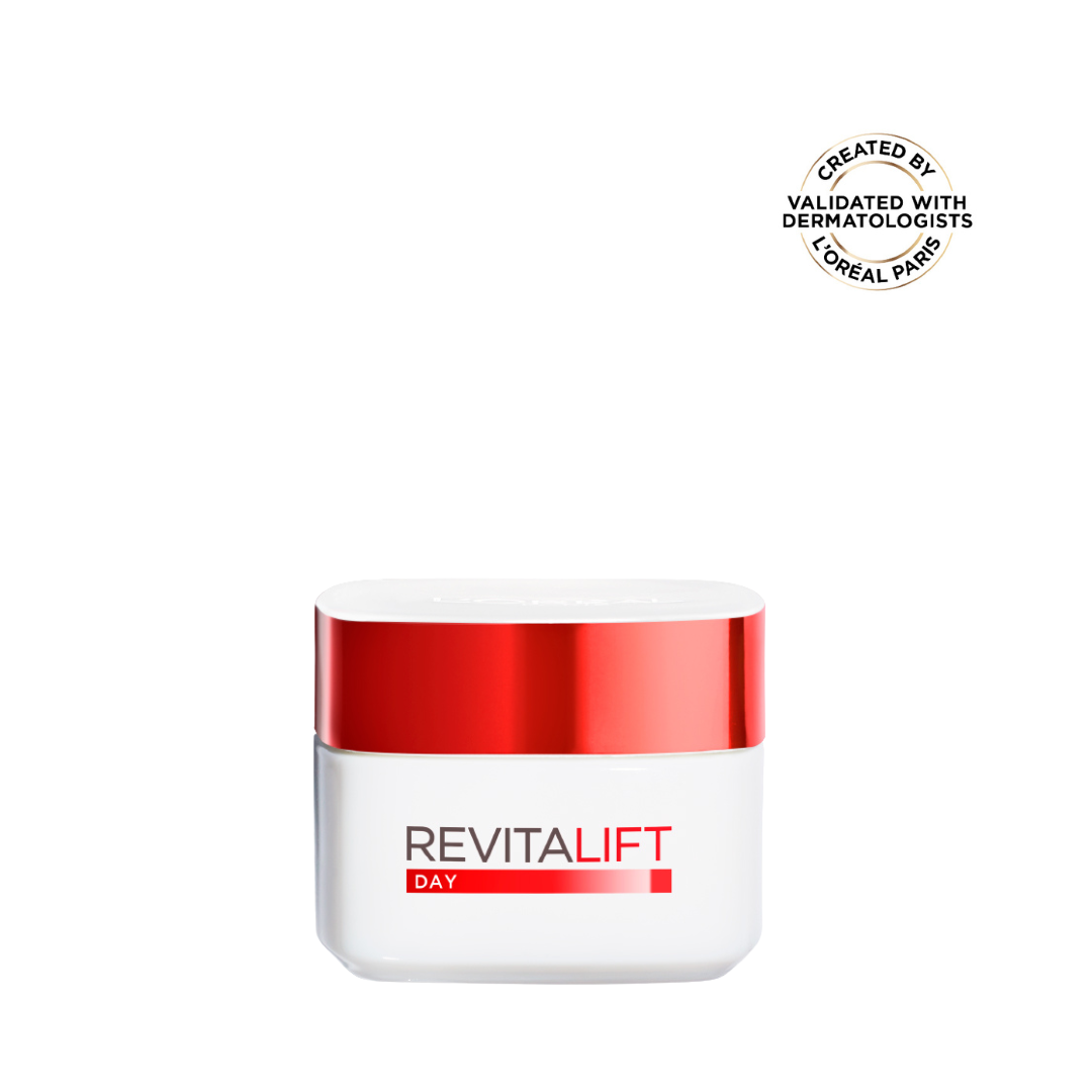 L’Oréal Paris, Revitalift Hydrating and Moisturizing Day Cream, for Wrinkles Reduction and  Skin Elasticity Improvement, Formulated with Pro-Retinol, 50ml