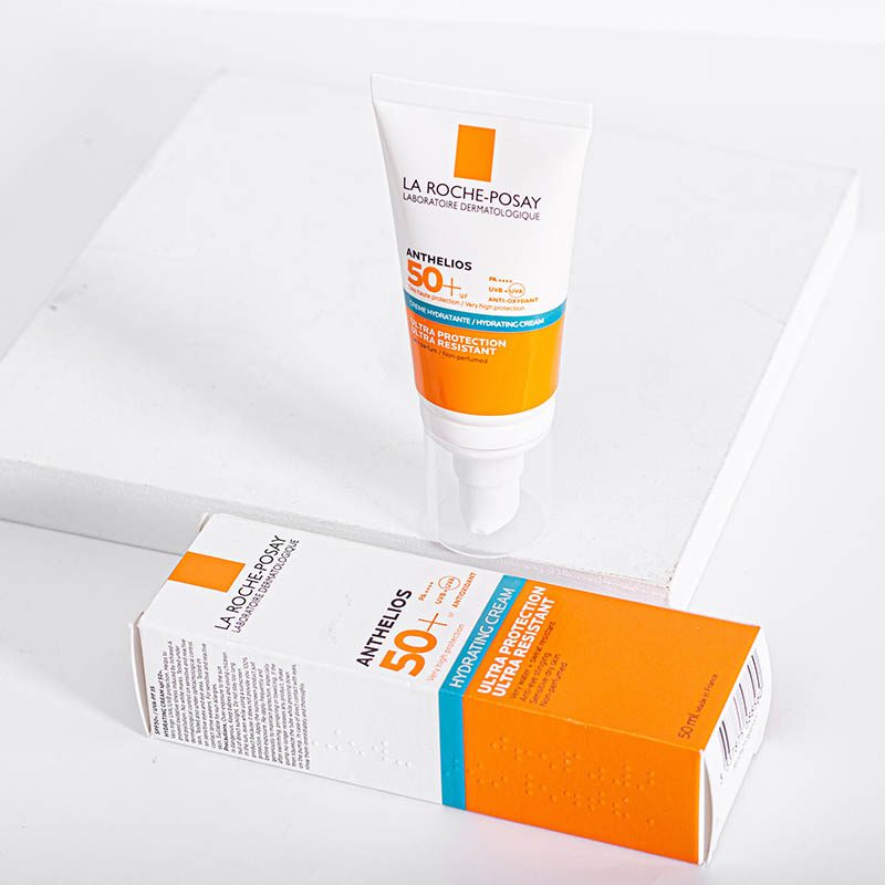 La Roche-Posay Anthelios UVmune 400 hydrating cream spf50+