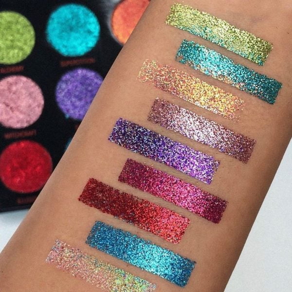 REVOLUTION Pressed Glitter Palette Abracadabra