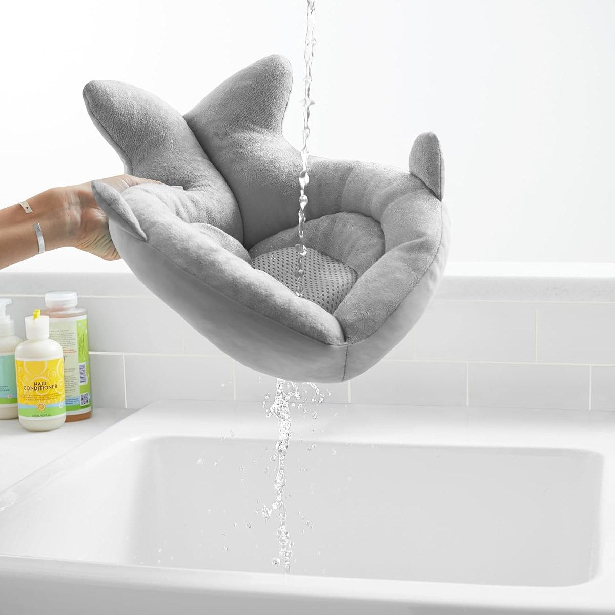 Miila - Baby Bath Support Soft Sink Bather - Grey - Bath Time