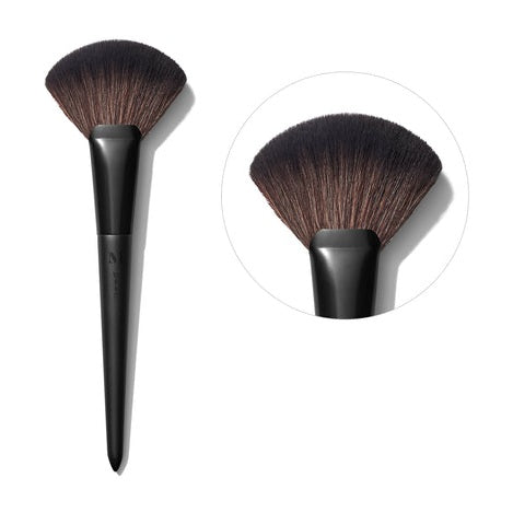 Morphe V112 - Fluffy Fan Powder Brush