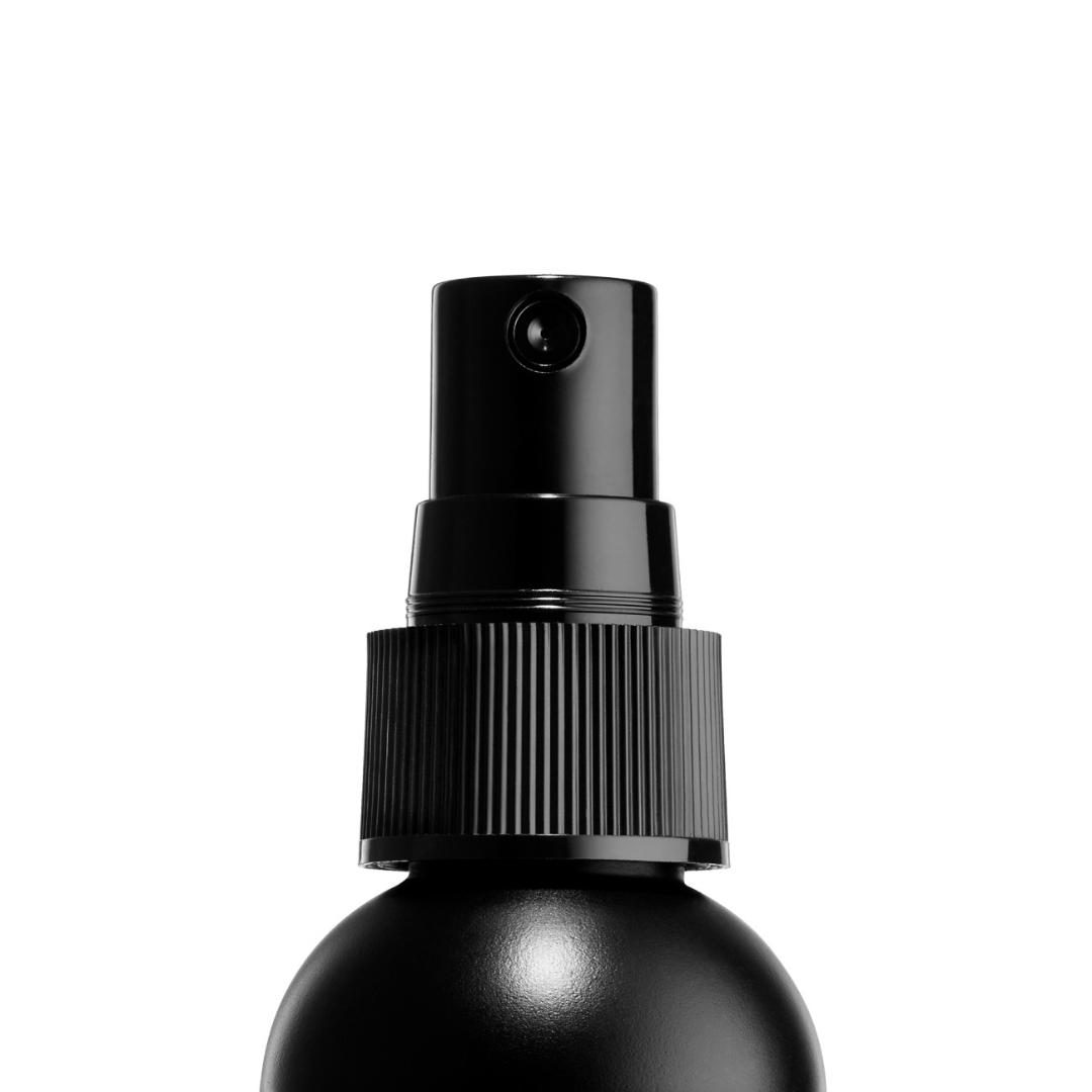 NYX Professional Makeup Setting Spray - Matte Finish, Lightweight, Long-Lasting, Extends Makeup Wear Up to 16 hours, Vegan and Cruelty Free Formula, 60ml