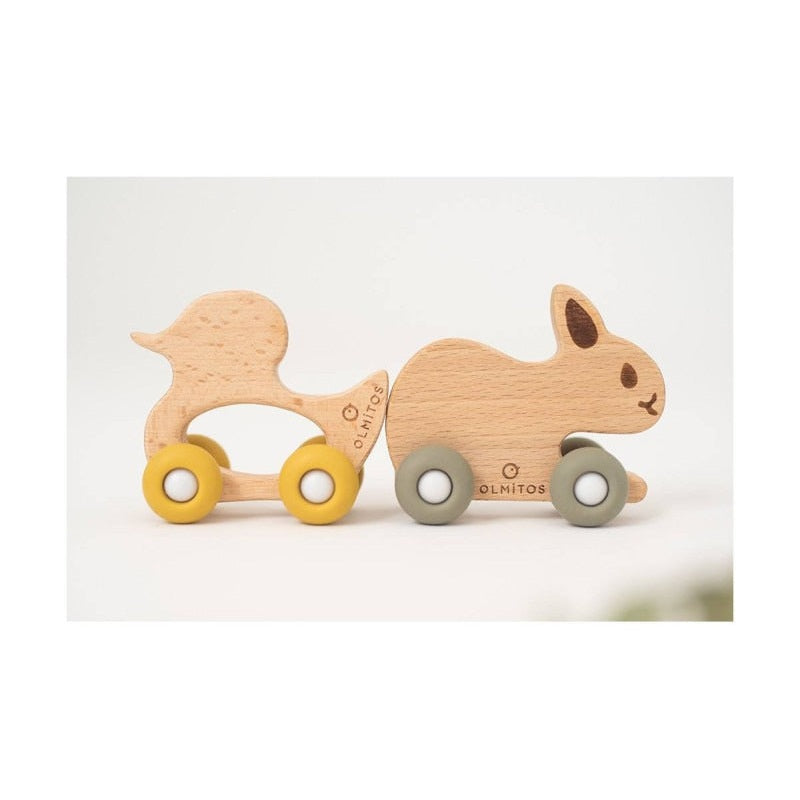 Olmitos Beech Wood Bunny Pull Toy