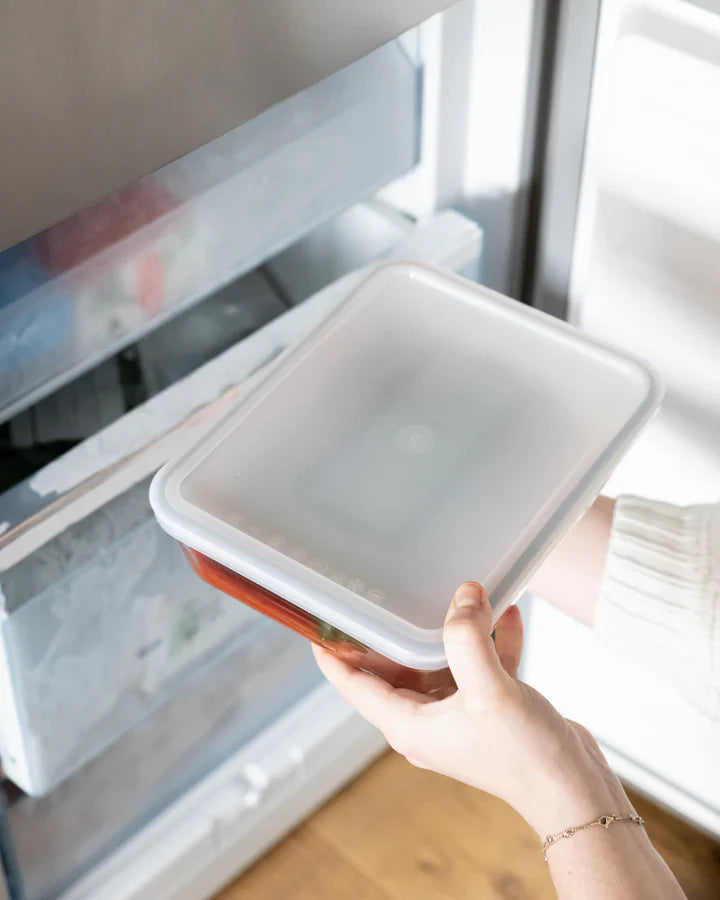 Pyrex cook and freeze Rectangular Storage Glass Dish With Lid Set Of 4 (0.8L,1.5L,2.6L,4L)
