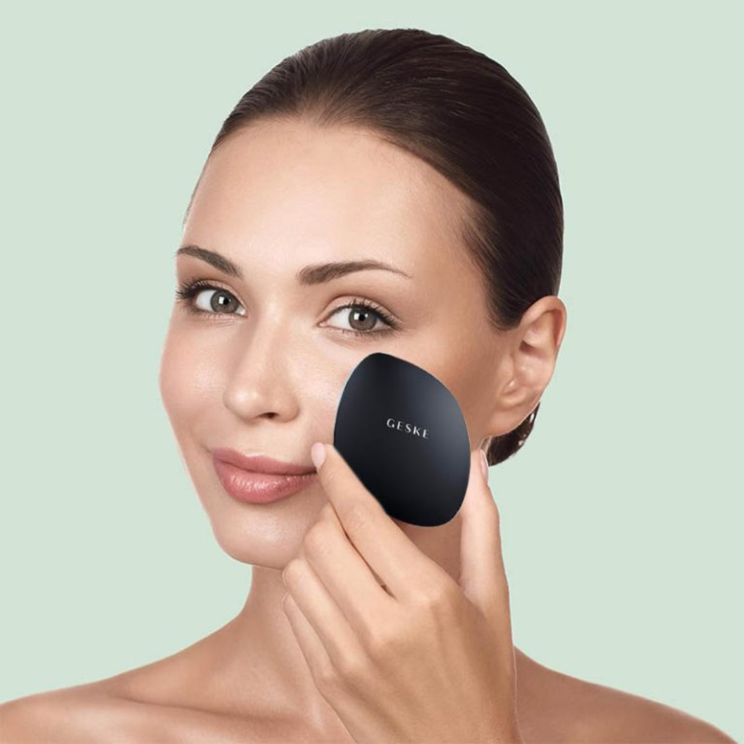Geske Facial Brush 4 In 1 Non Electrical - Medaid International