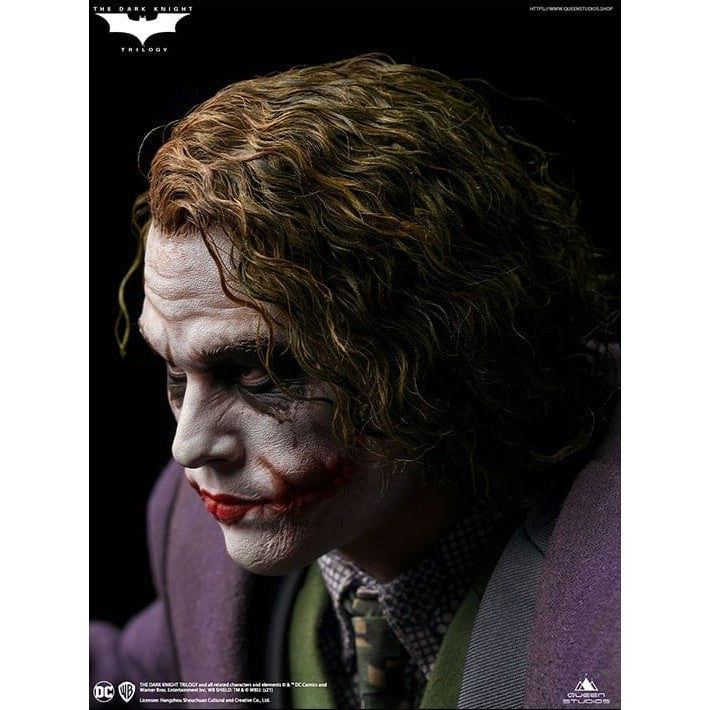 The Dark Knight Joker 1/4 Scales (Special Edition) BY QUEEN STUDIO - Medaid International