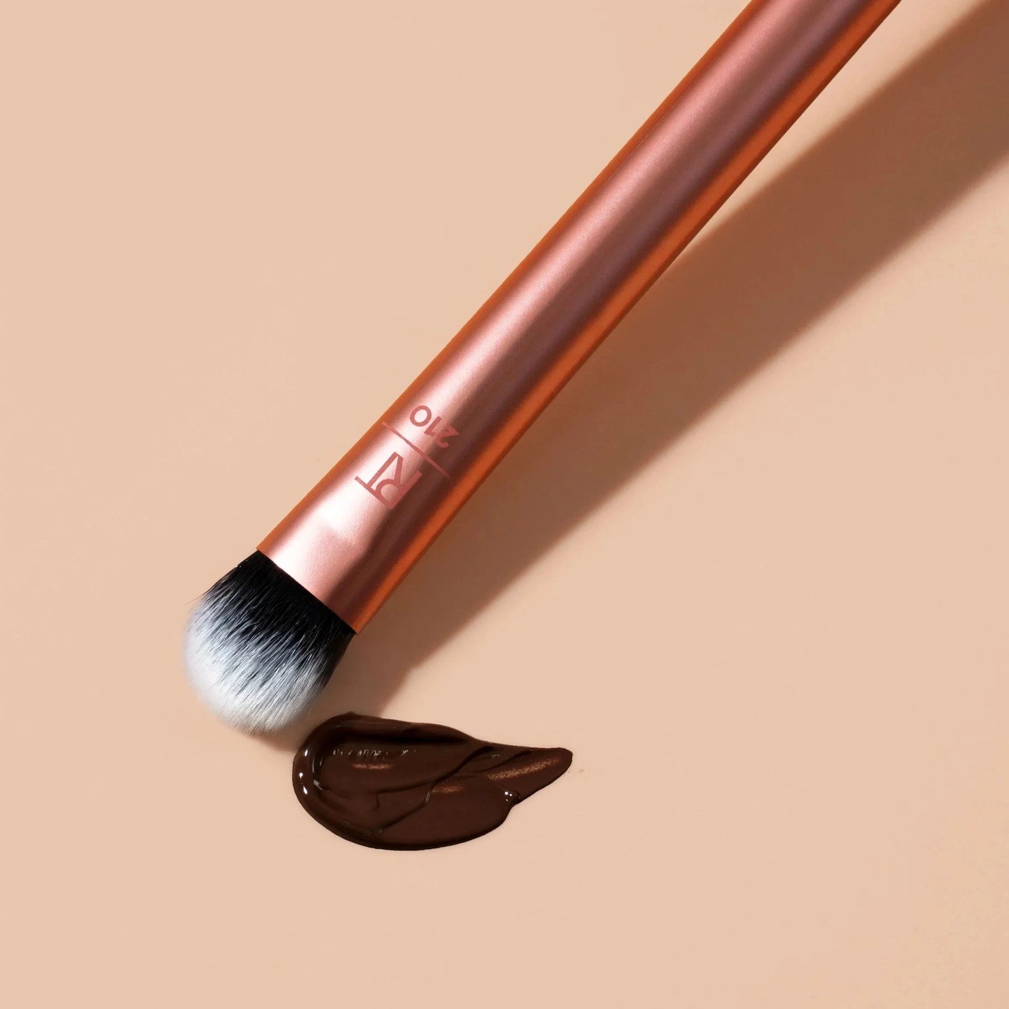 REAL TECHNIQUES EXPERT CONCEALER CORRECTOR BRUSH