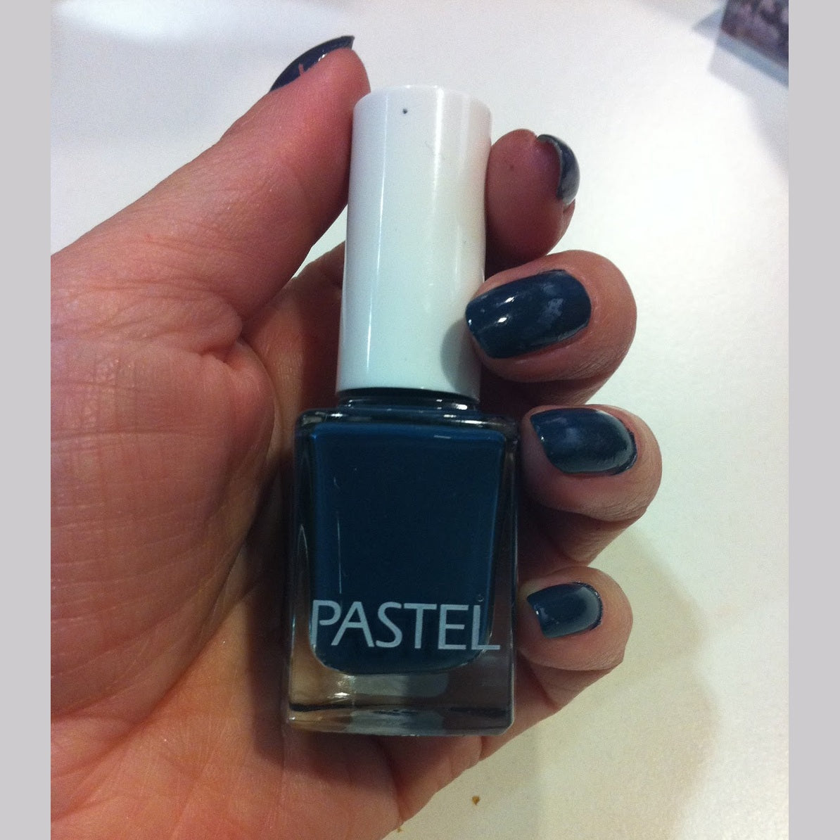 Pastel nail polish - 11