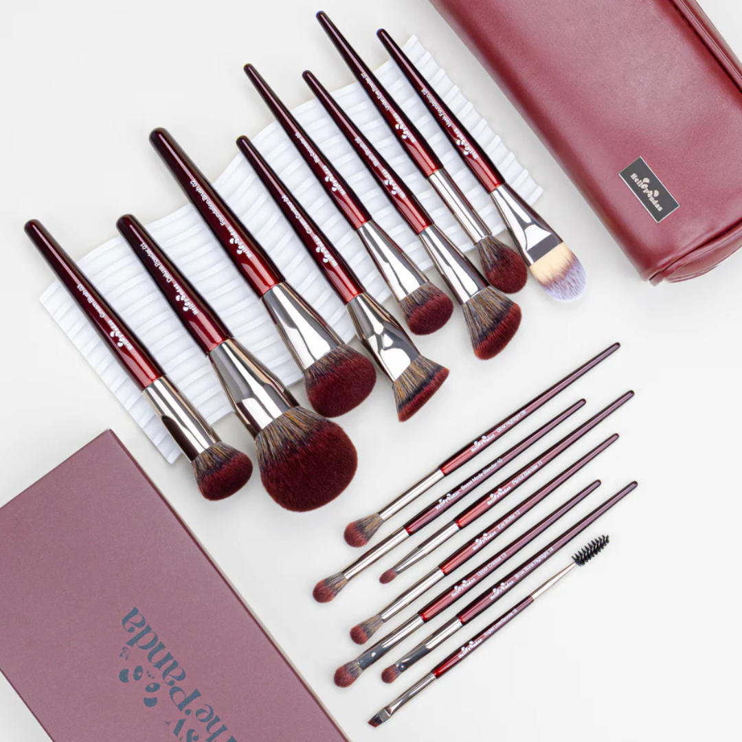 Rosy The Panda Jamelik Bel Ahmar Red Holiday Brush Set