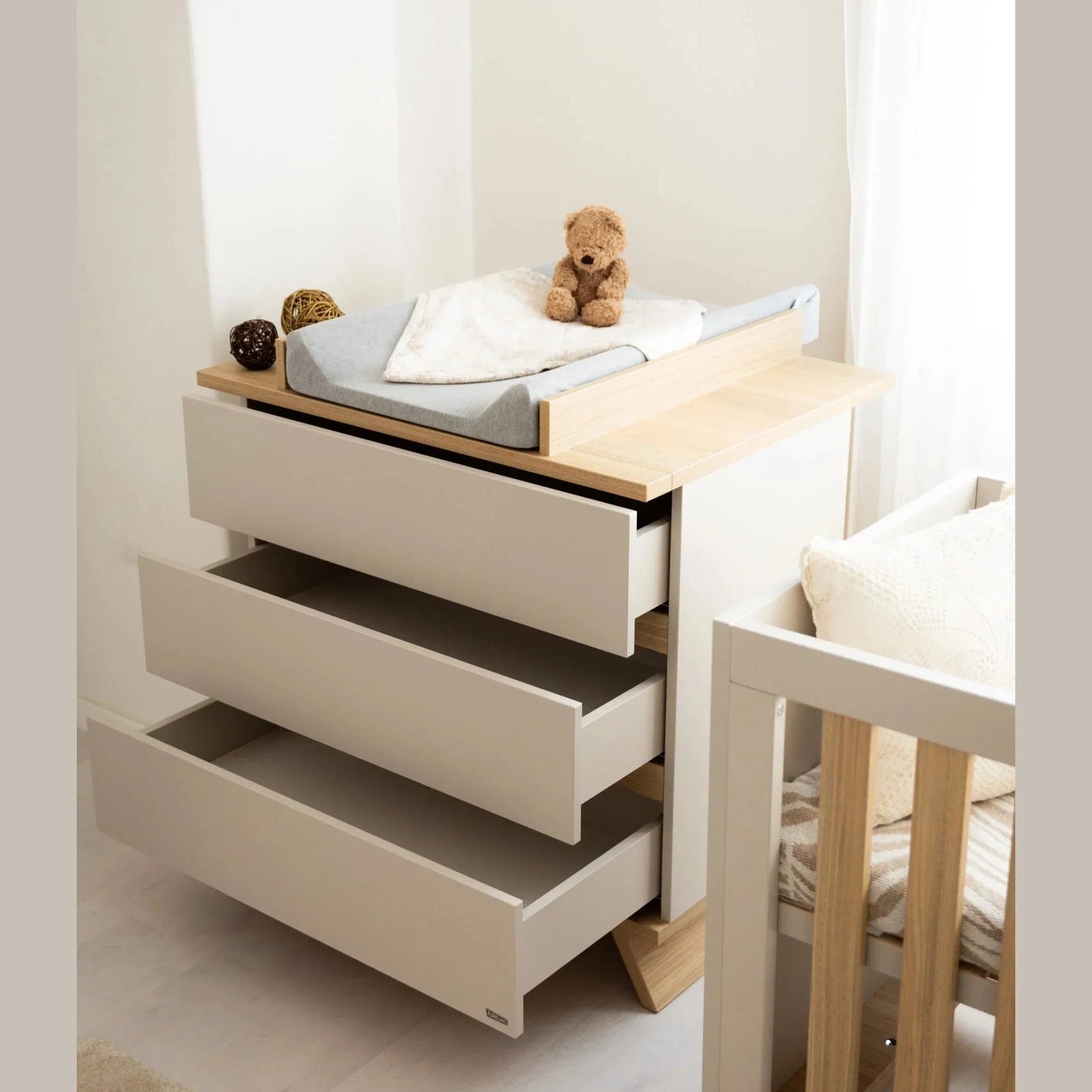 Faktum - Sienna Full Nursery Bedroom