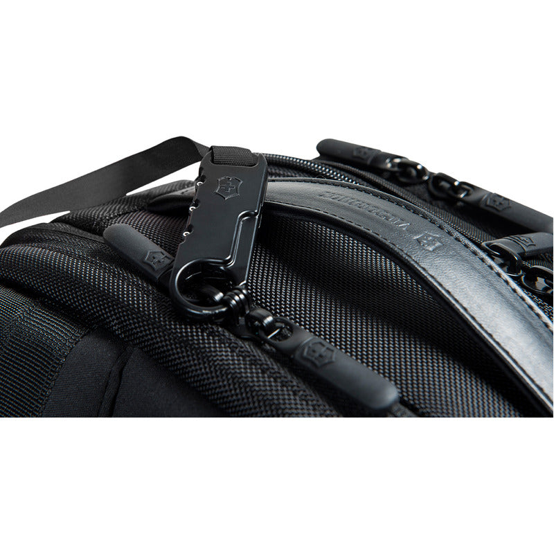 buy-altmont-professional-essential-laptop-backpack-602154-lebanon - Medaid International