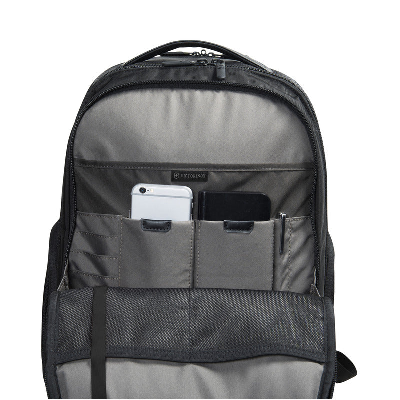 buy-altmont-professional-essential-laptop-backpack-602154-lebanon - Medaid International