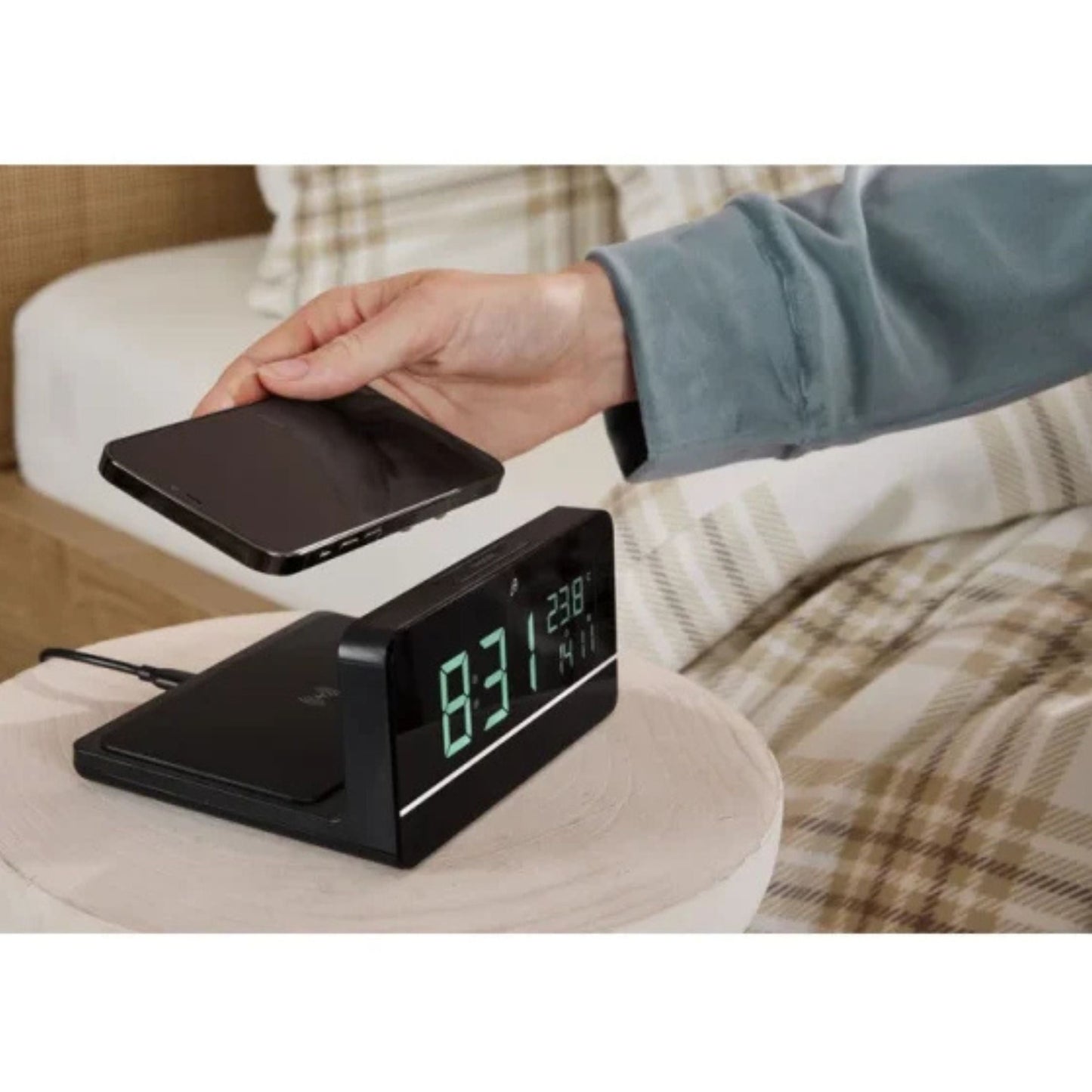 Digital Alarm Clock With Qi Charging Station