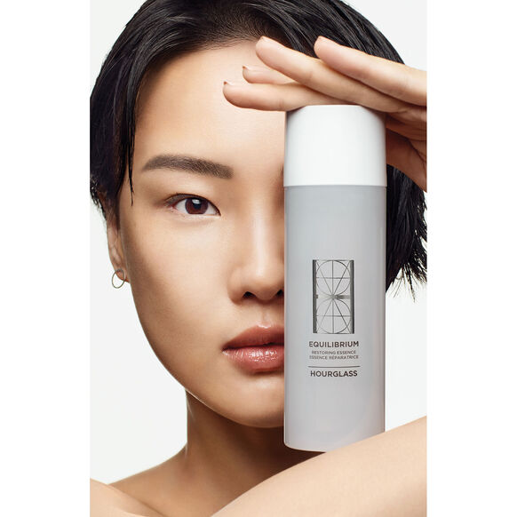 hourglass-equilibrium-restoring-essence-120-ml - Medaid International