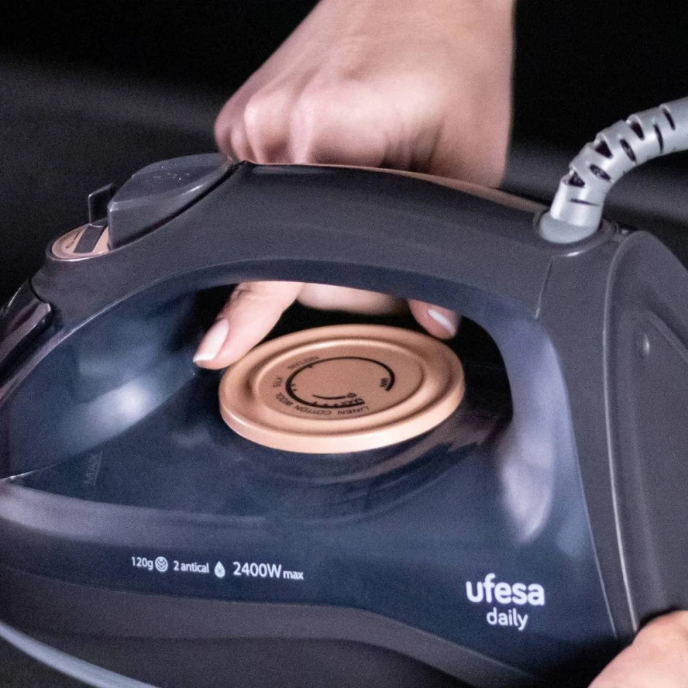 Ufesa PV1100C Daily Lightweight Steam Iron