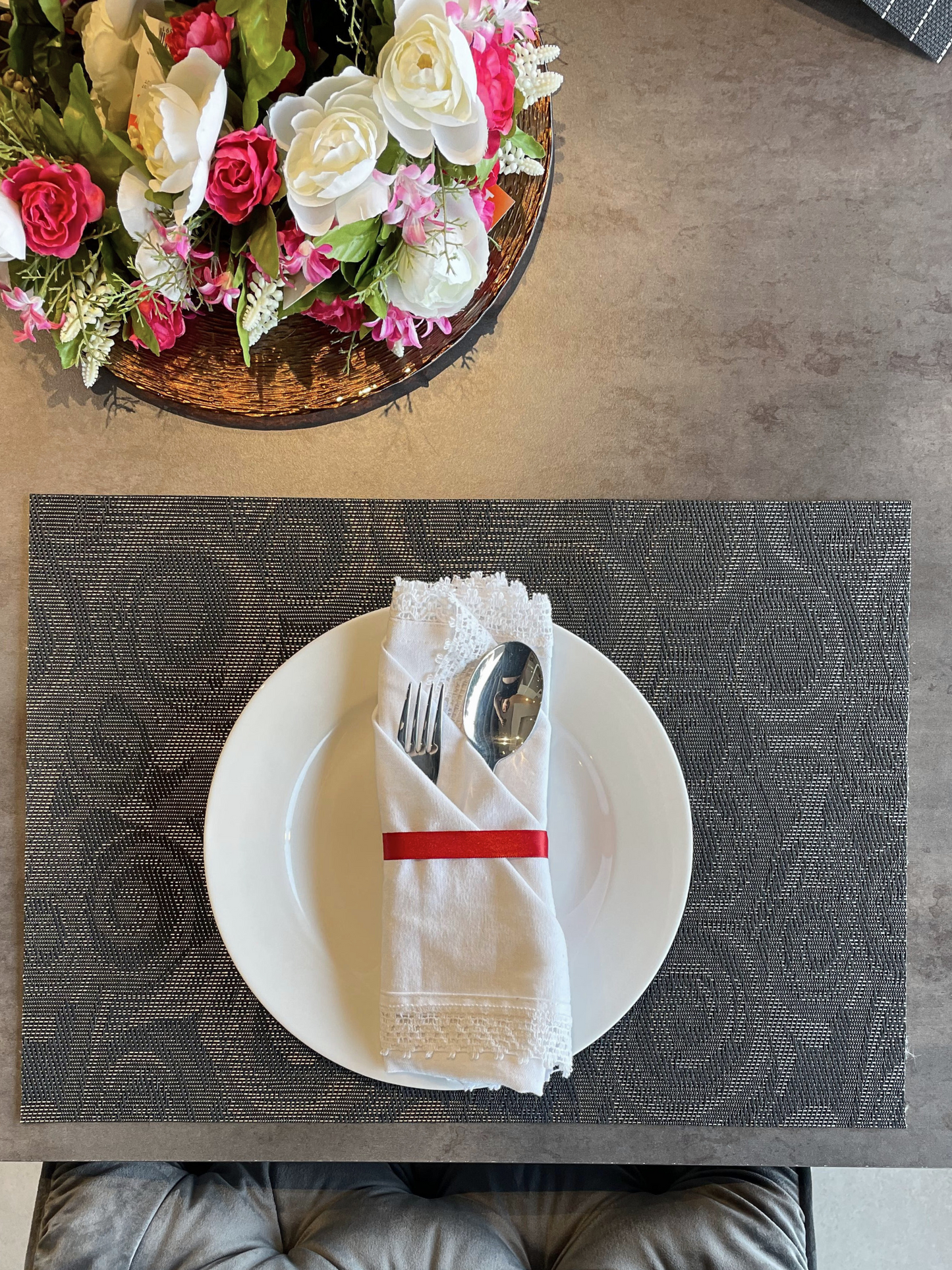 Table Placement Black and Grey Spirals - 35x50cm