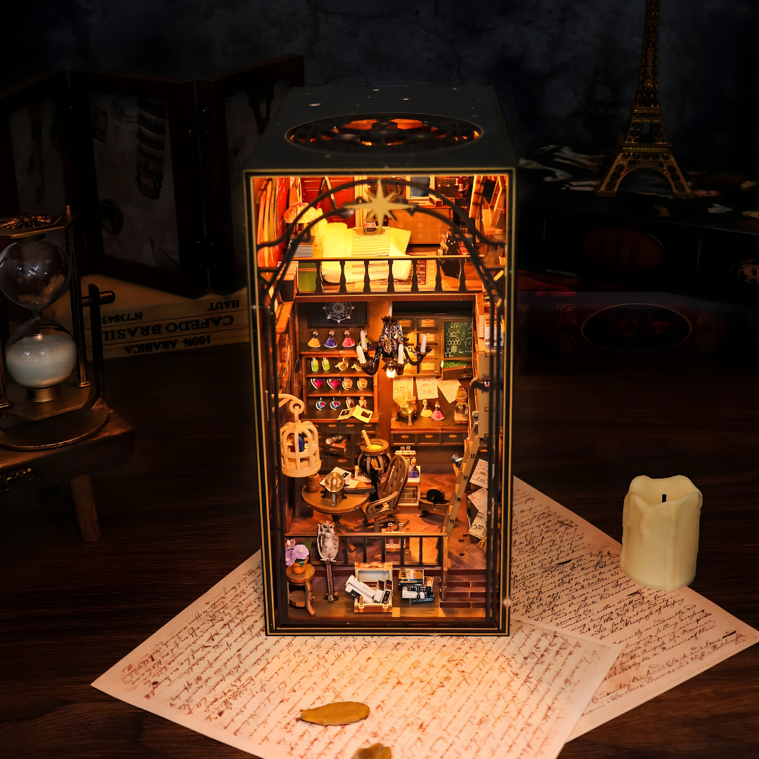 DIY Mira Magic House – Booknook with LED & Music Box