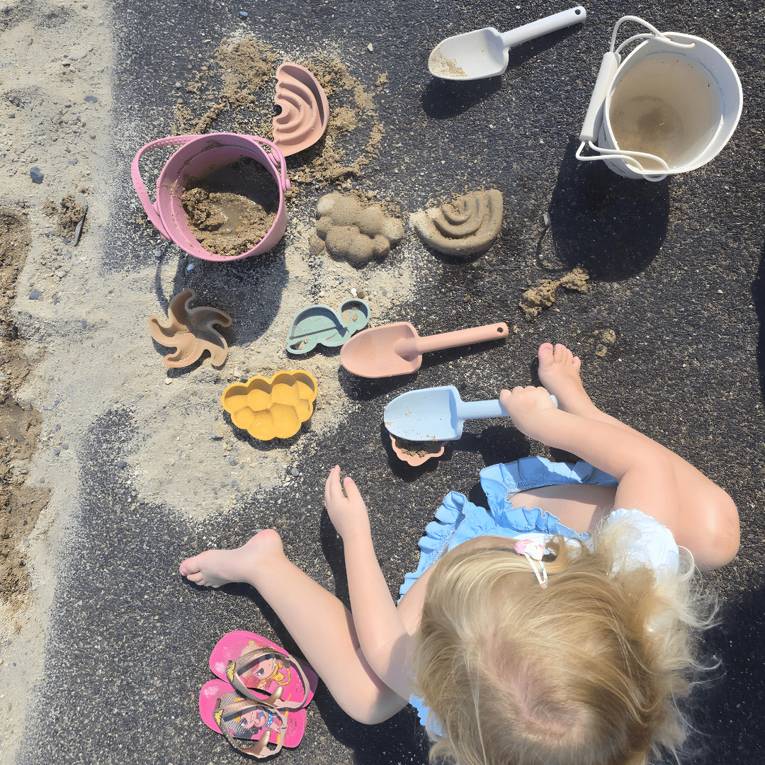 BPA-Free Silicone Beach Bucket Playset for Kids