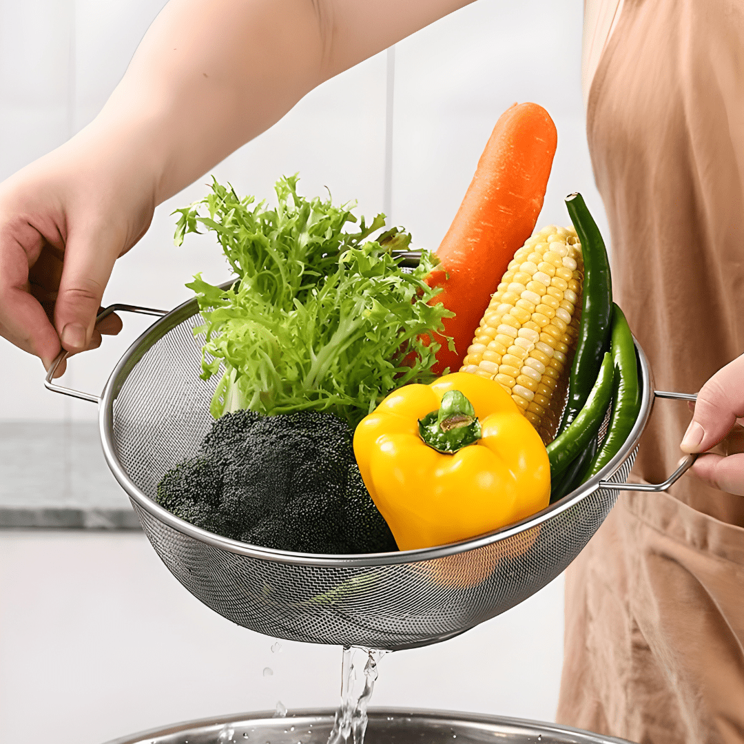 ERNESTO Stainless Steel Strainer & Colander – 20cm or 25cm