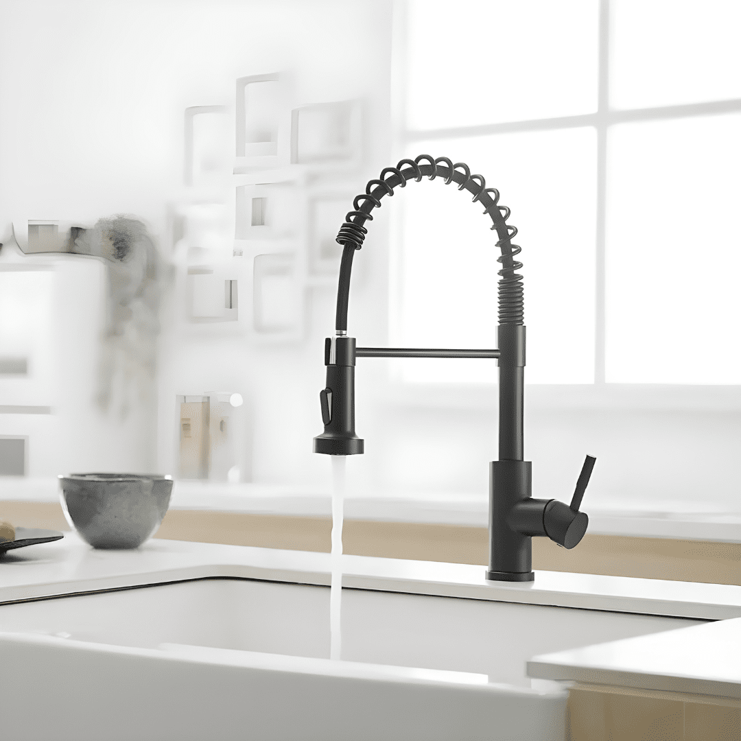 High-Quality Pull-Out Kitchen Sink Faucet – 360° Rotating Dual-Mode Design