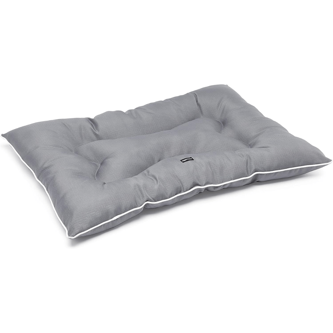 Amazon Basics Water-Repellent Pet Pillow Bed – Large 101×76×10cm