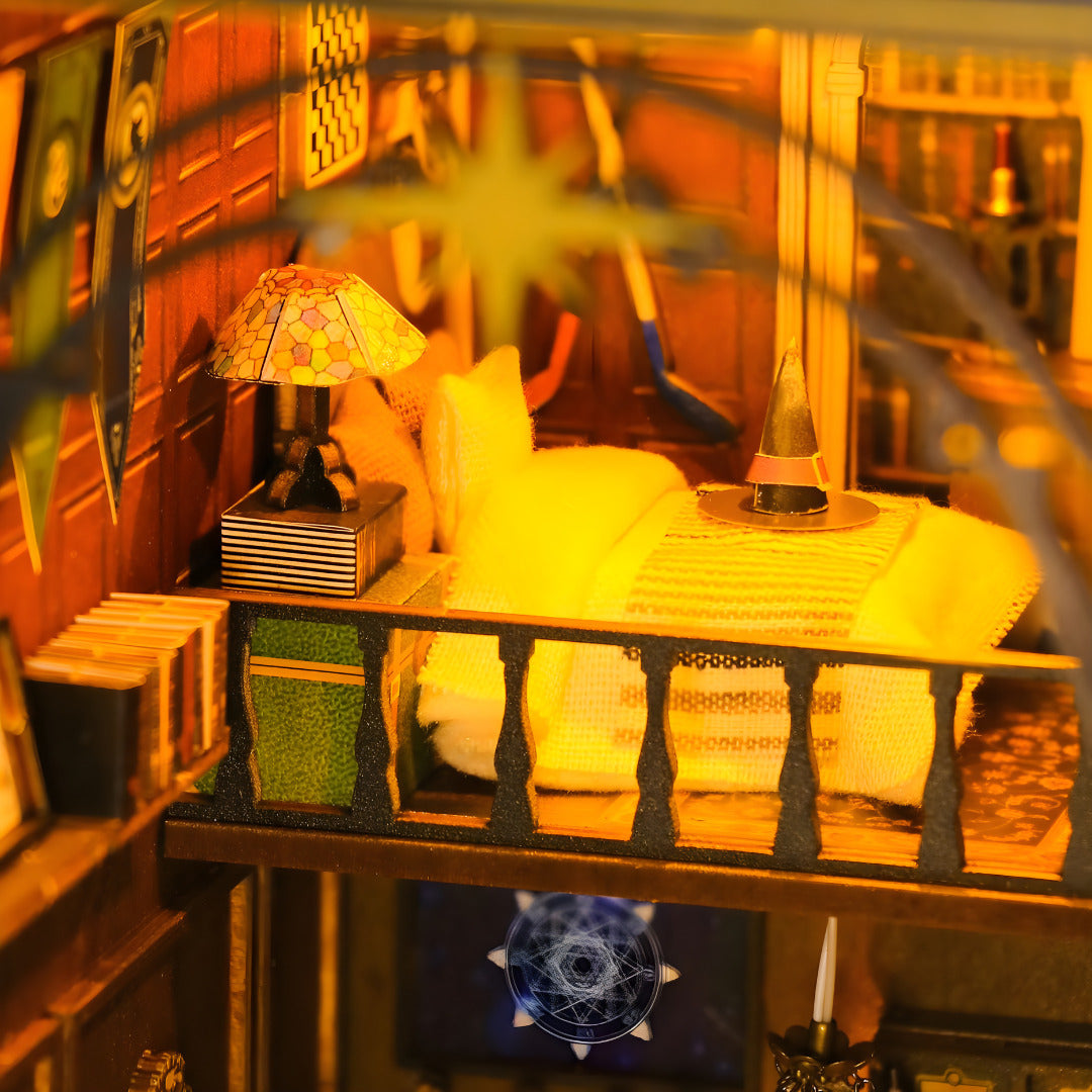 DIY Mira Magic House – Booknook with LED & Music Box
