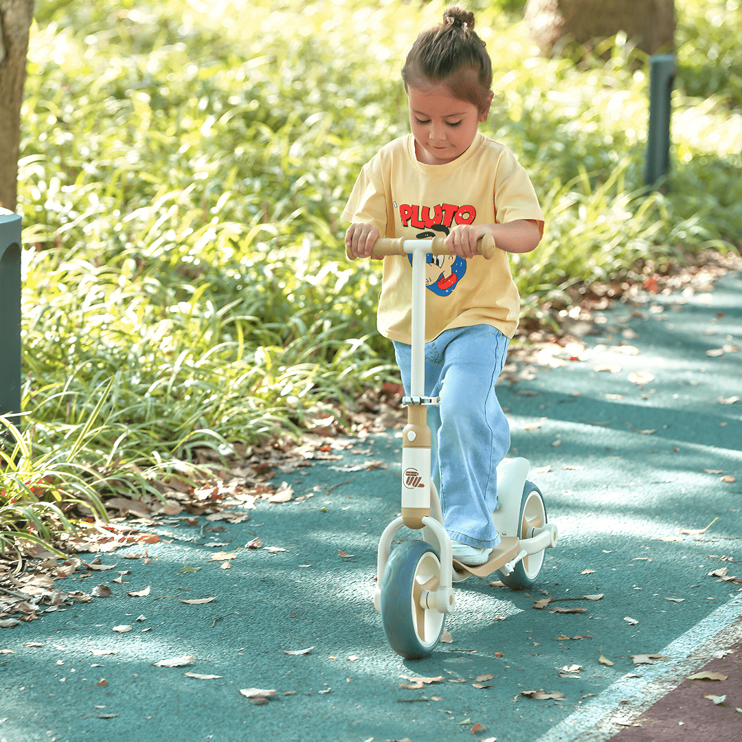 Adjustable Height Kids Scooter with Stand – Ages 3–8