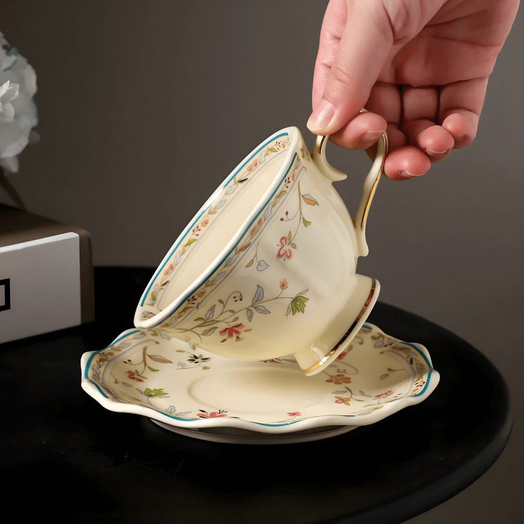 European Retro Ceramic Coffee Cup & Saucer – 250ml, Gold-Edged Floral Design