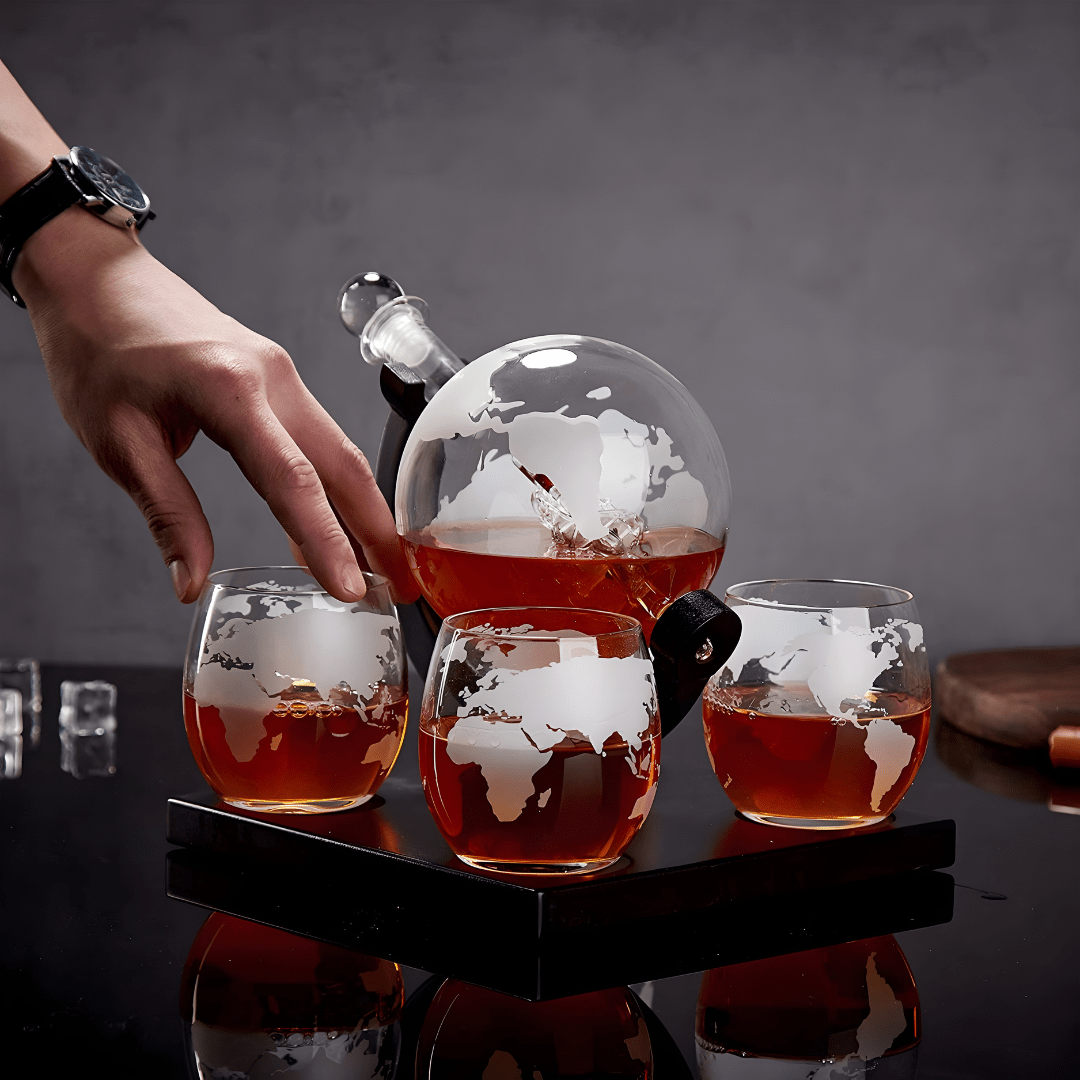 World Map Globe Decanter & 4-Glass Set – 850ml Crystal