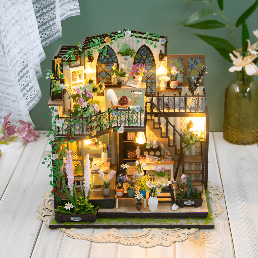 Darcy Flower House DIY Miniature with LED Lights, Music & Plexiglass Cover – 22×17×24cm