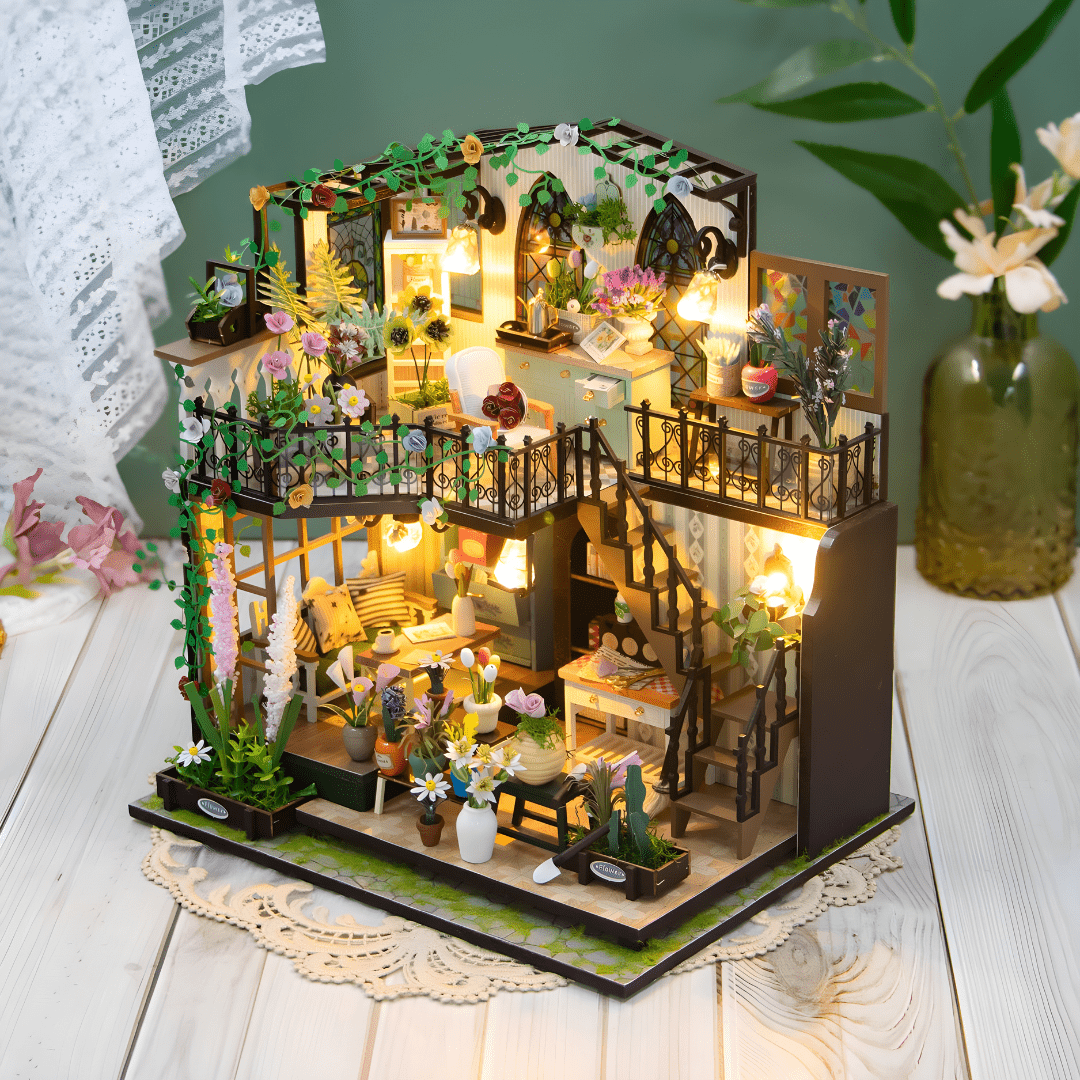 Darcy Flower House DIY Miniature with LED Lights, Music & Plexiglass Cover – 22×17×24cm