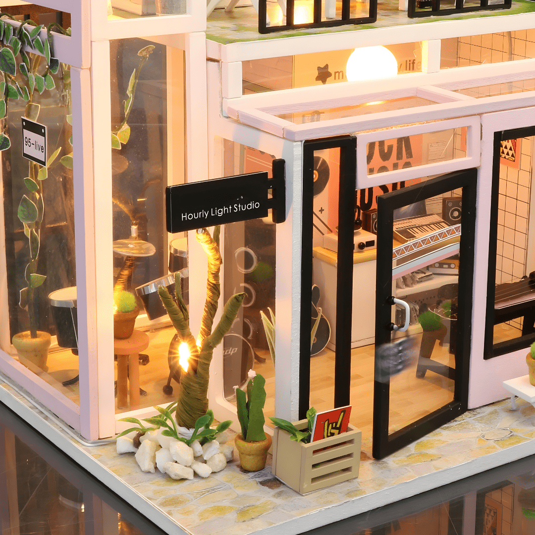 DIY Houguang Studio Miniature Kit with LED, Music Box & Cover