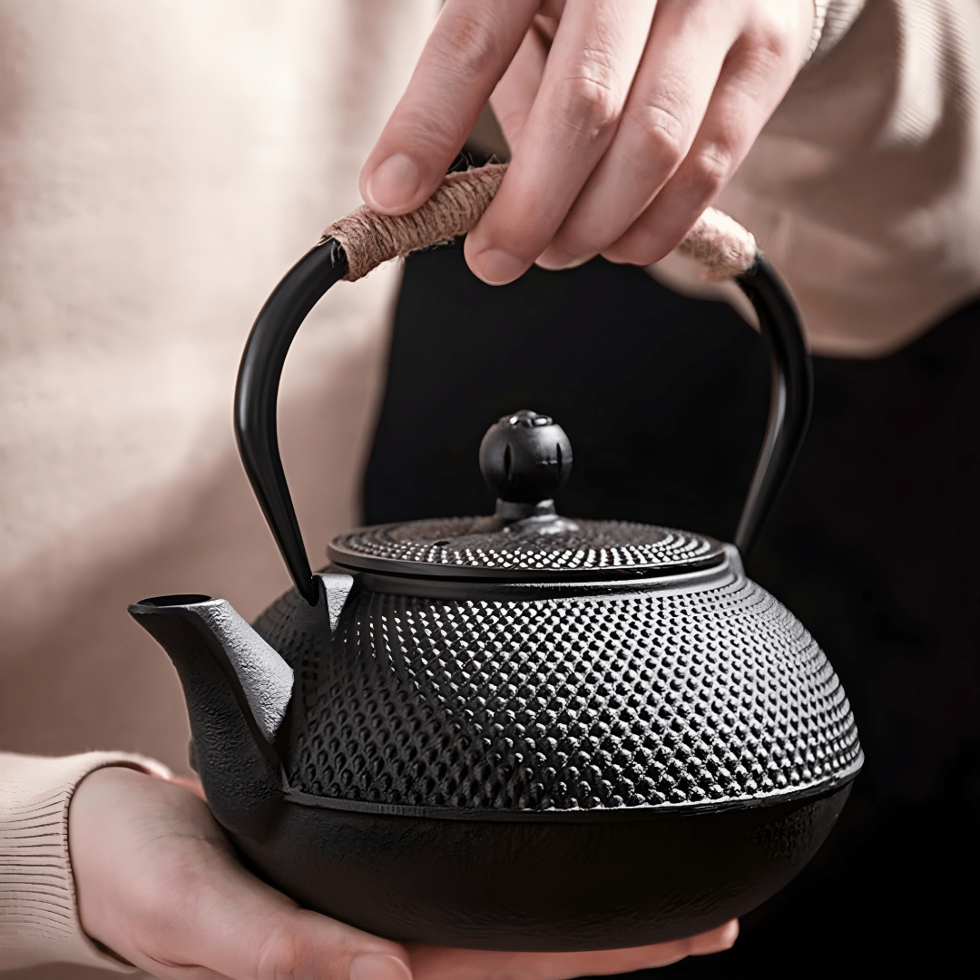 Vintage Cast Iron Teapot – 1200ml Classic Japanese-Style Kettle