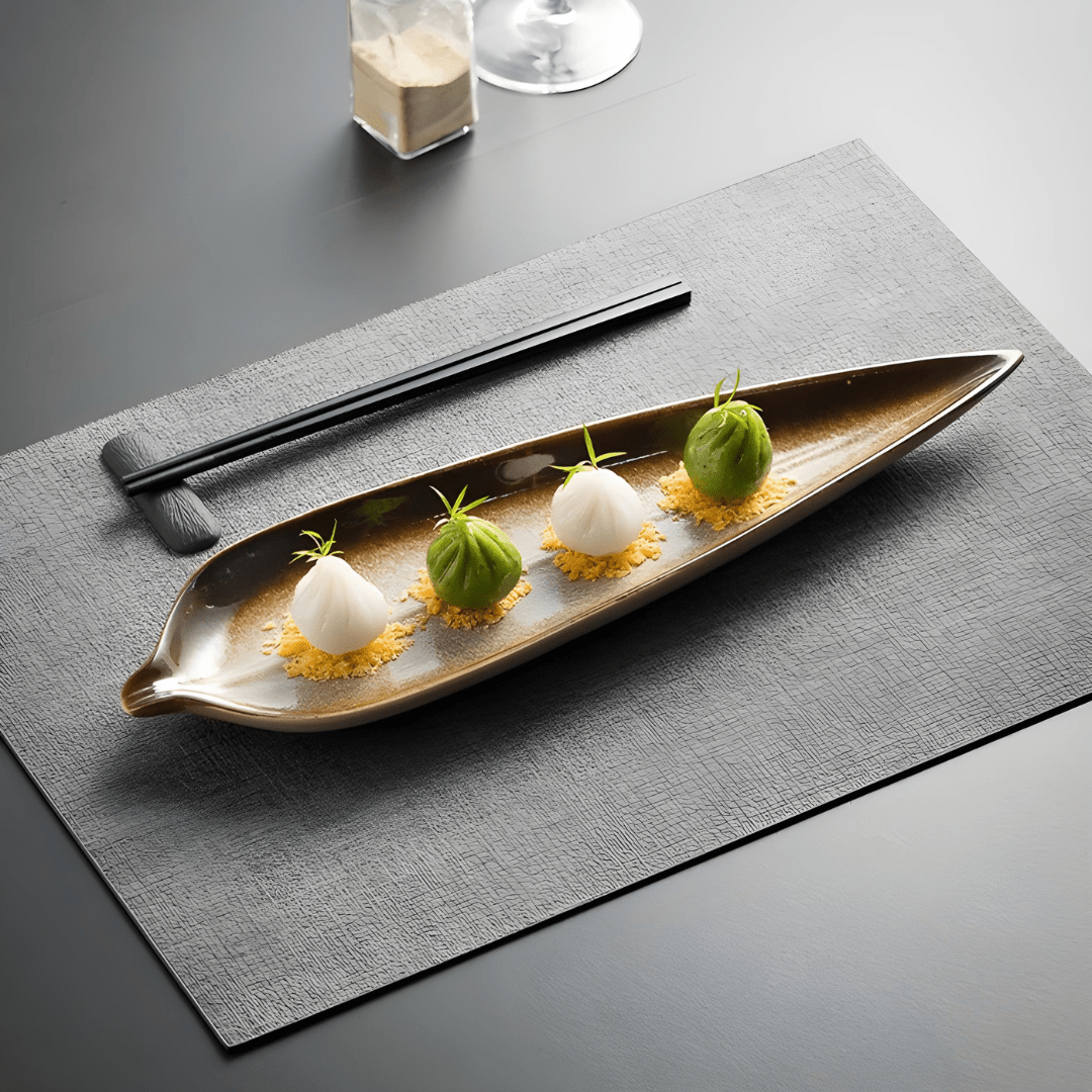 36Cm Ceramic Leaf-Shaped Serving Plate
