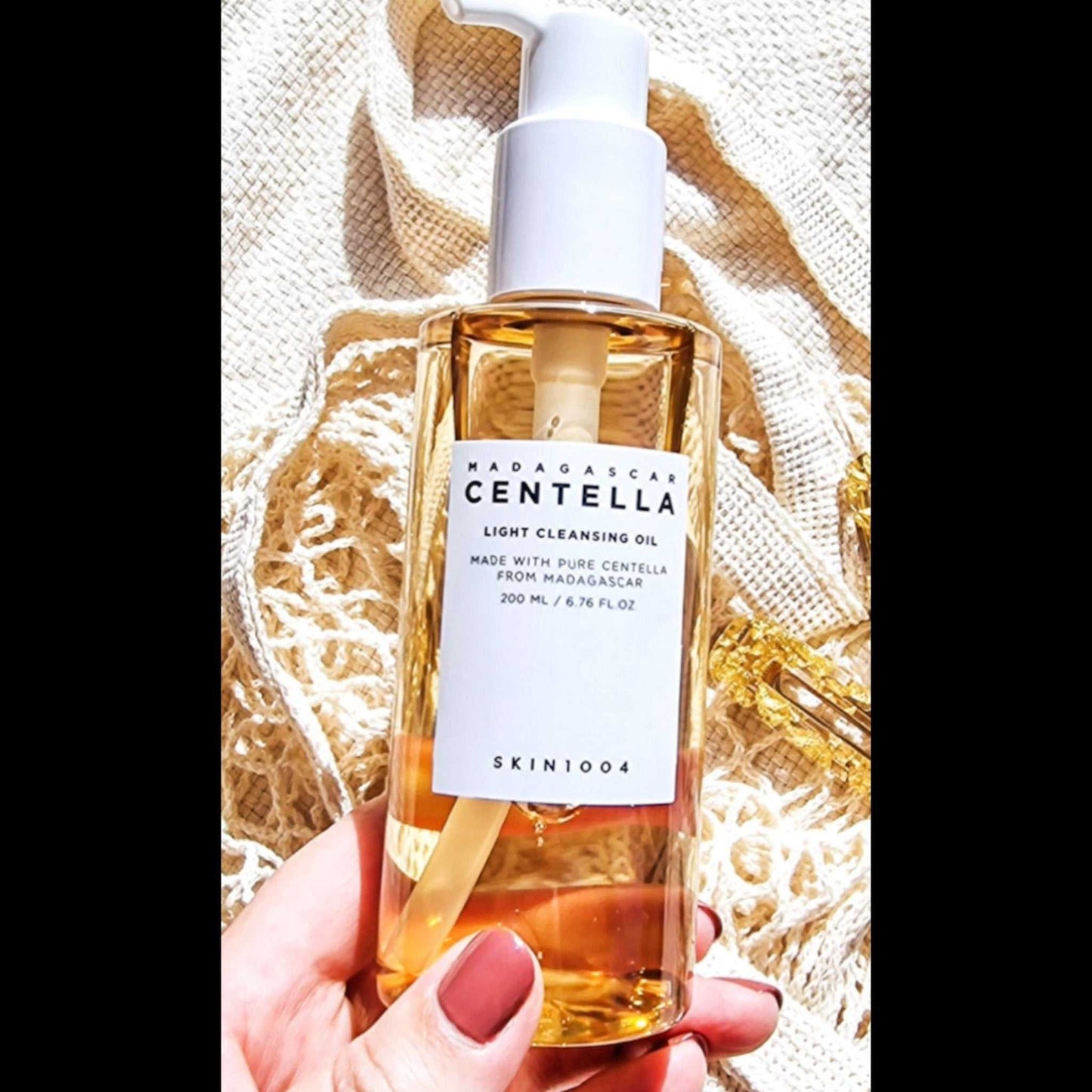 SKIN1004 Madagascar Centella Light Cleansing Oil