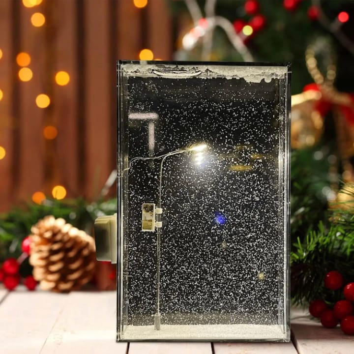 DIY Snow Street Light