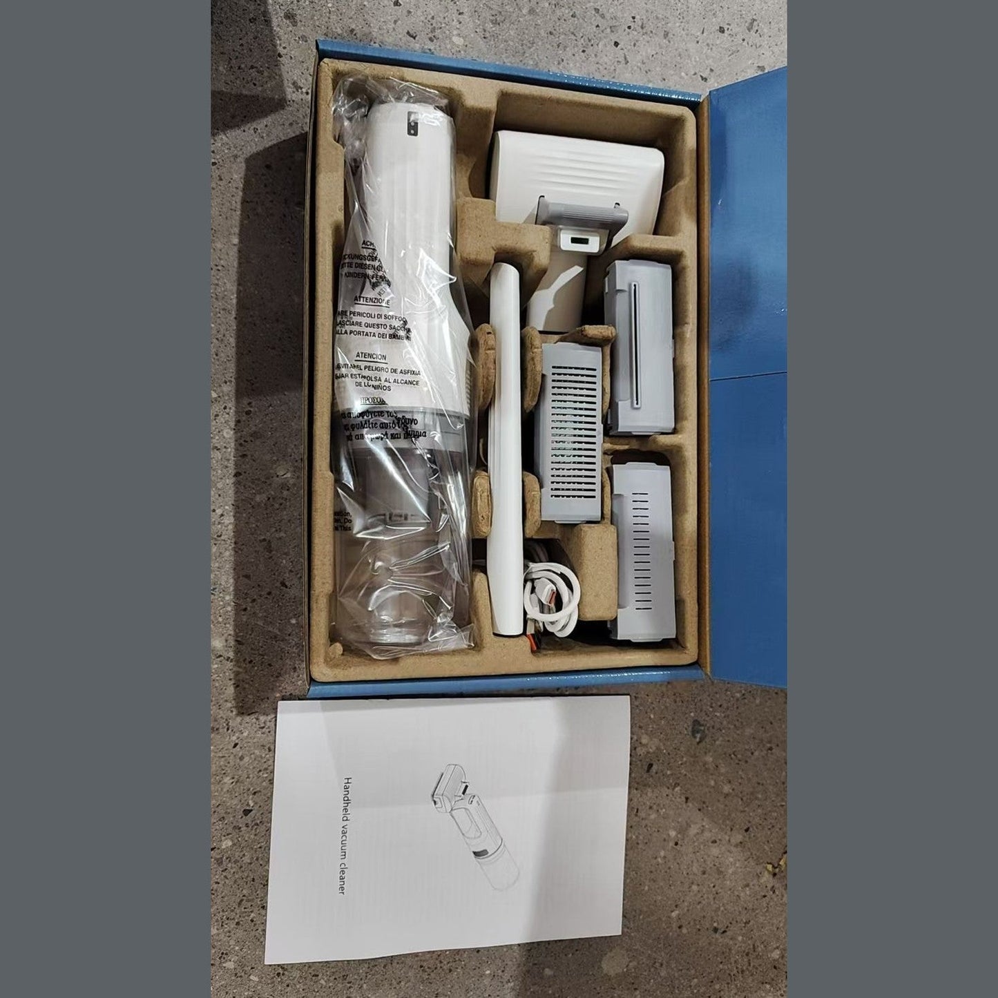 Portable Pet Grooming & Vacuum Device