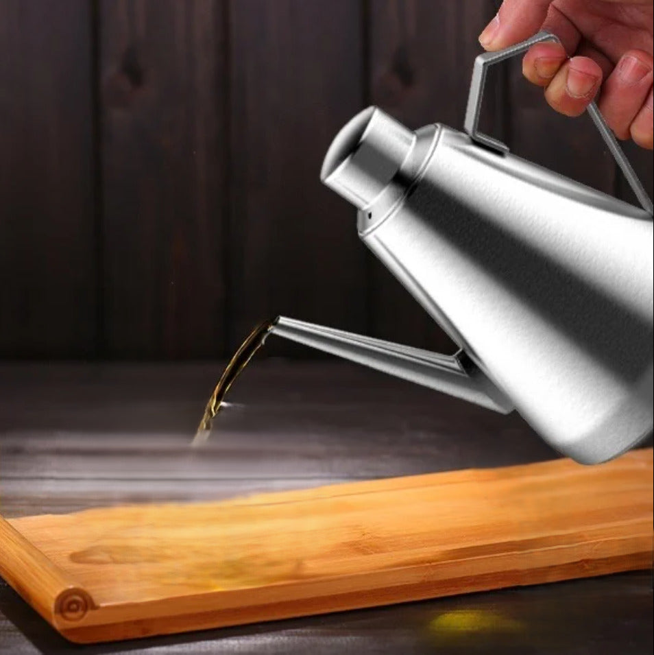 700ml Stainless Oil Can X1268
