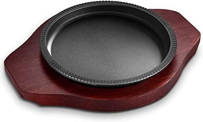 CAST IRON SIZZLER WITH WOOD BASE X643