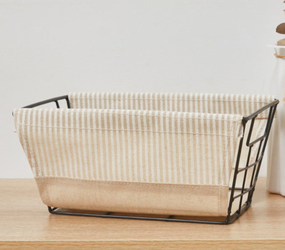 Metal Small Basket With Fabric X923