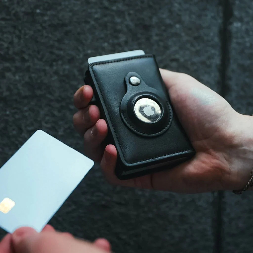 AirTag Wallet — Premium Feel for Expensive Taste