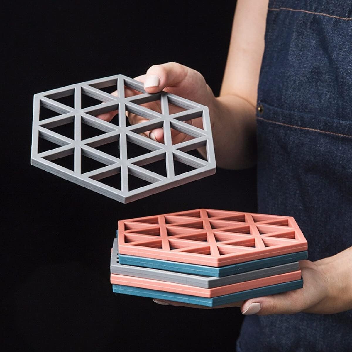 4-Pieces Silicone Mats Flexible Durable Non Slip Coasters