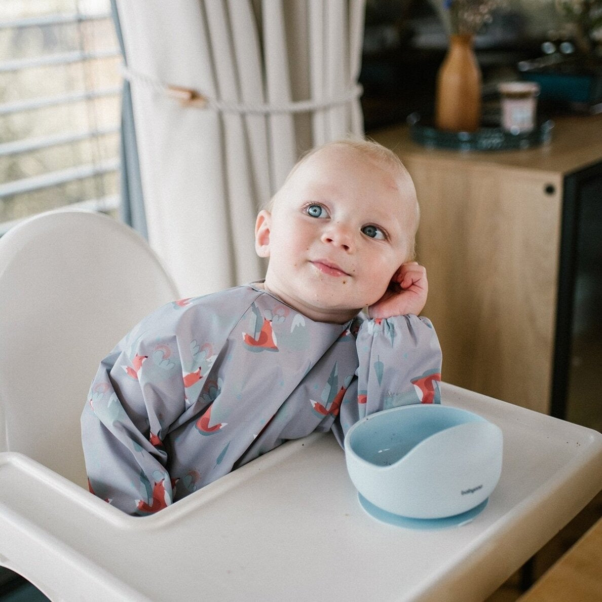 Babyono Long-Sleeve Bib: The Playful "FOX"