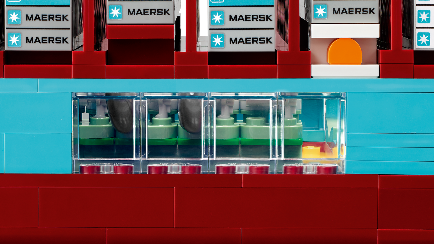 Lego Maersk Dual-Fuel Container Vessel (40955)