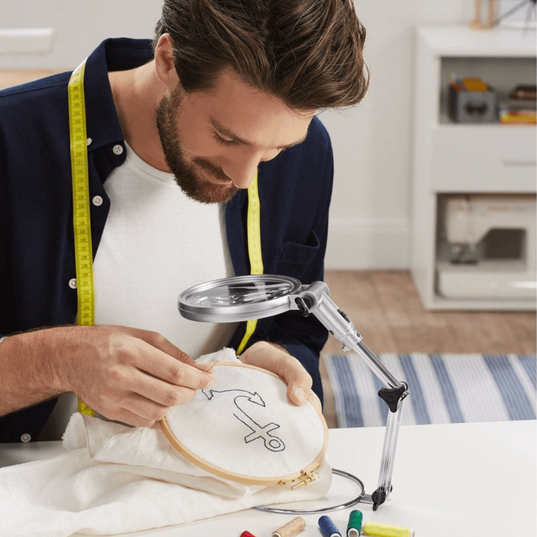 BRESSER MAGNIFIER WITH LED LIGHT