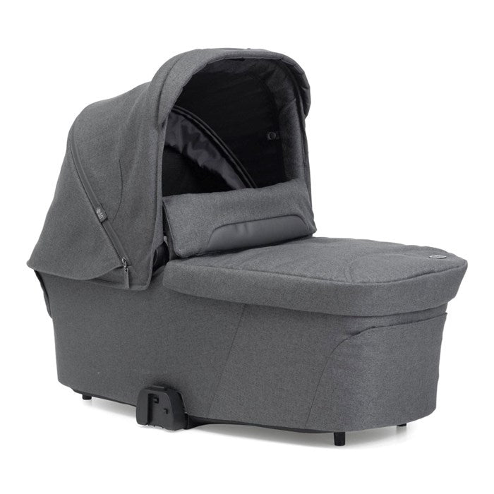Chicco - Flexi Carrycot - Black Satin